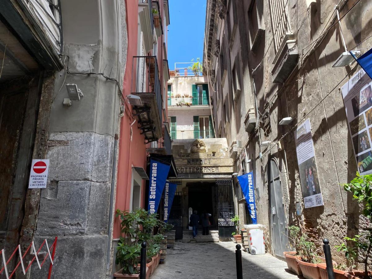 Home In Love: Vicoletto Dei Presepi Naples Exterior photo