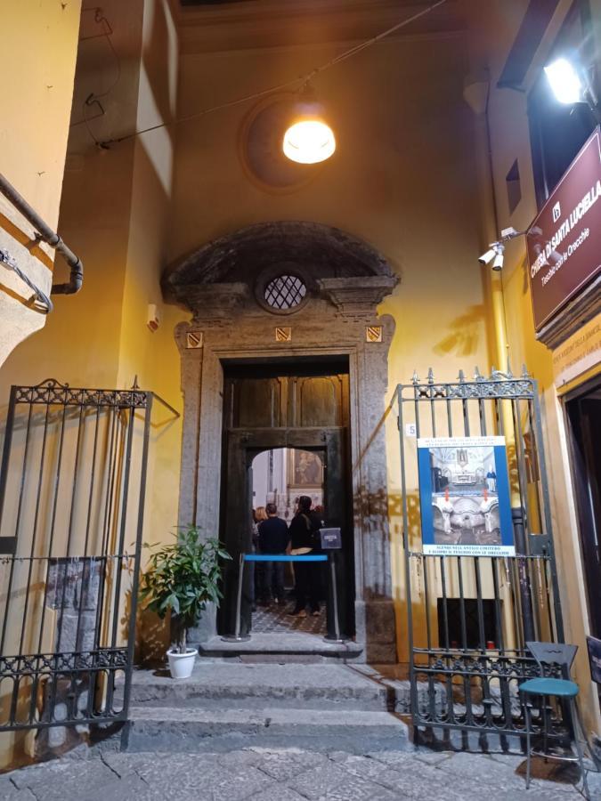 Home In Love: Vicoletto Dei Presepi Naples Exterior photo